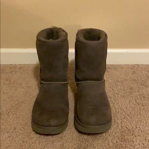 Gray UGG size 11 Classic